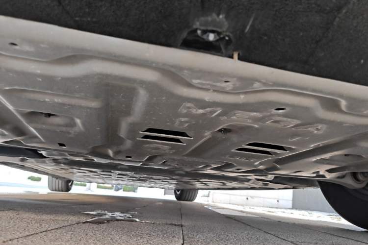 Used Li Auto MEGA 2025 Home Family Special Edition Chassis Front