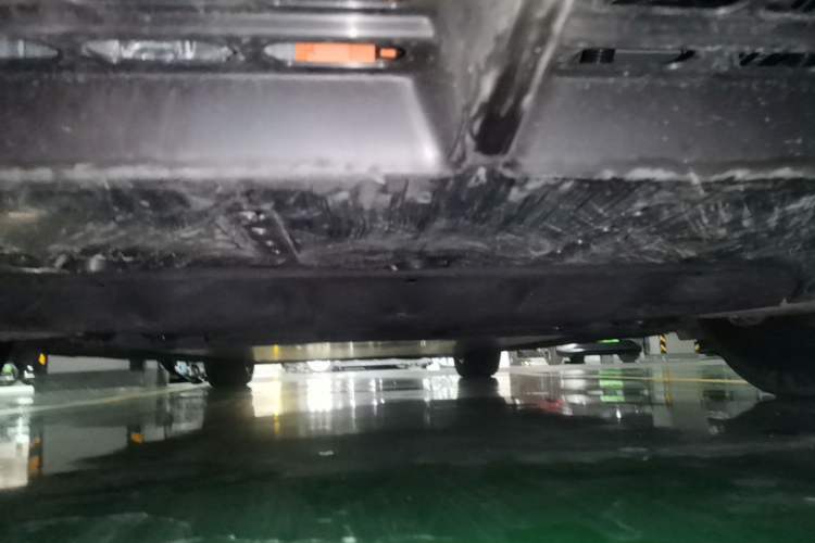 Used Li Auto MEGA 2025 Home Family Special Edition Chassis Rear