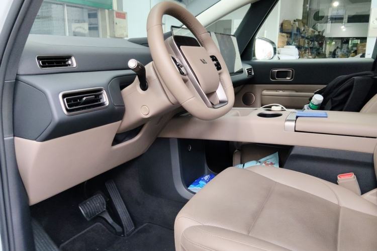 Used Li Auto MEGA 2025 Home Family Special Edition Driver Seat