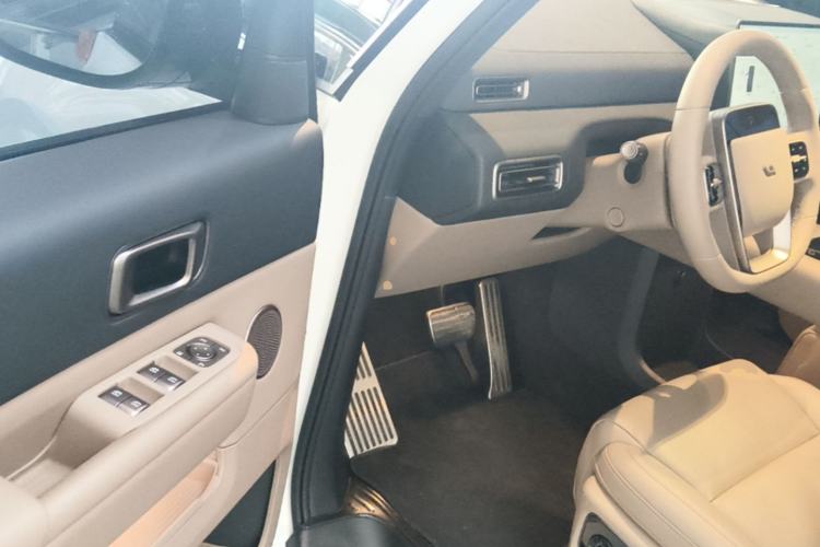 Used Li Auto MEGA 2025 Home Family Special Edition Driver Seat