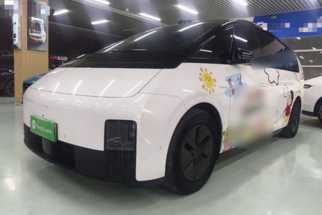 Used Li Auto MEGA 2025 Home Family Special Edition
