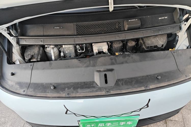 Used Li Auto MEGA 2025 Home Family Special Edition Engine Bay