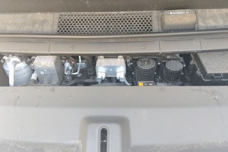 Used Li Auto MEGA 2025 Home Family Special Edition Engine Bay