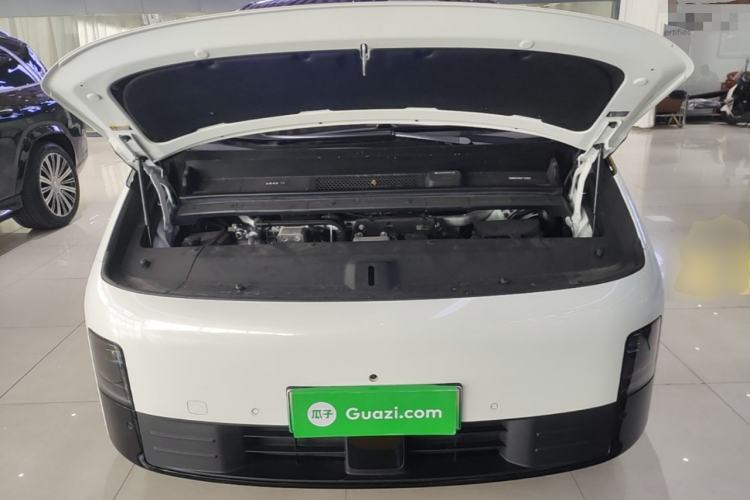 Used Li Auto MEGA 2025 Home Family Special Edition Engine Bay