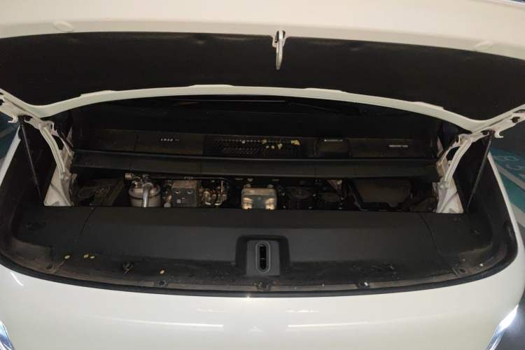 Used Li Auto MEGA 2025 Home Family Special Edition Engine Bay