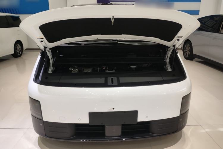 Used Li Auto MEGA 2025 Home Family Special Edition Engine Bay