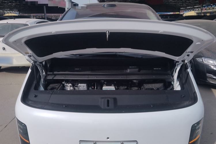 Used Li Auto MEGA 2025 Home Family Special Edition Engine Bay