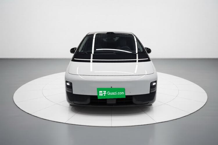 Used Li Auto MEGA 2025 Home Family Special Edition Front