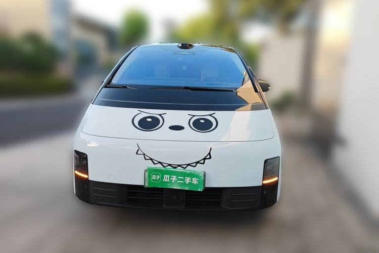 Used Li Auto MEGA 2025 Home Family Special Edition Front