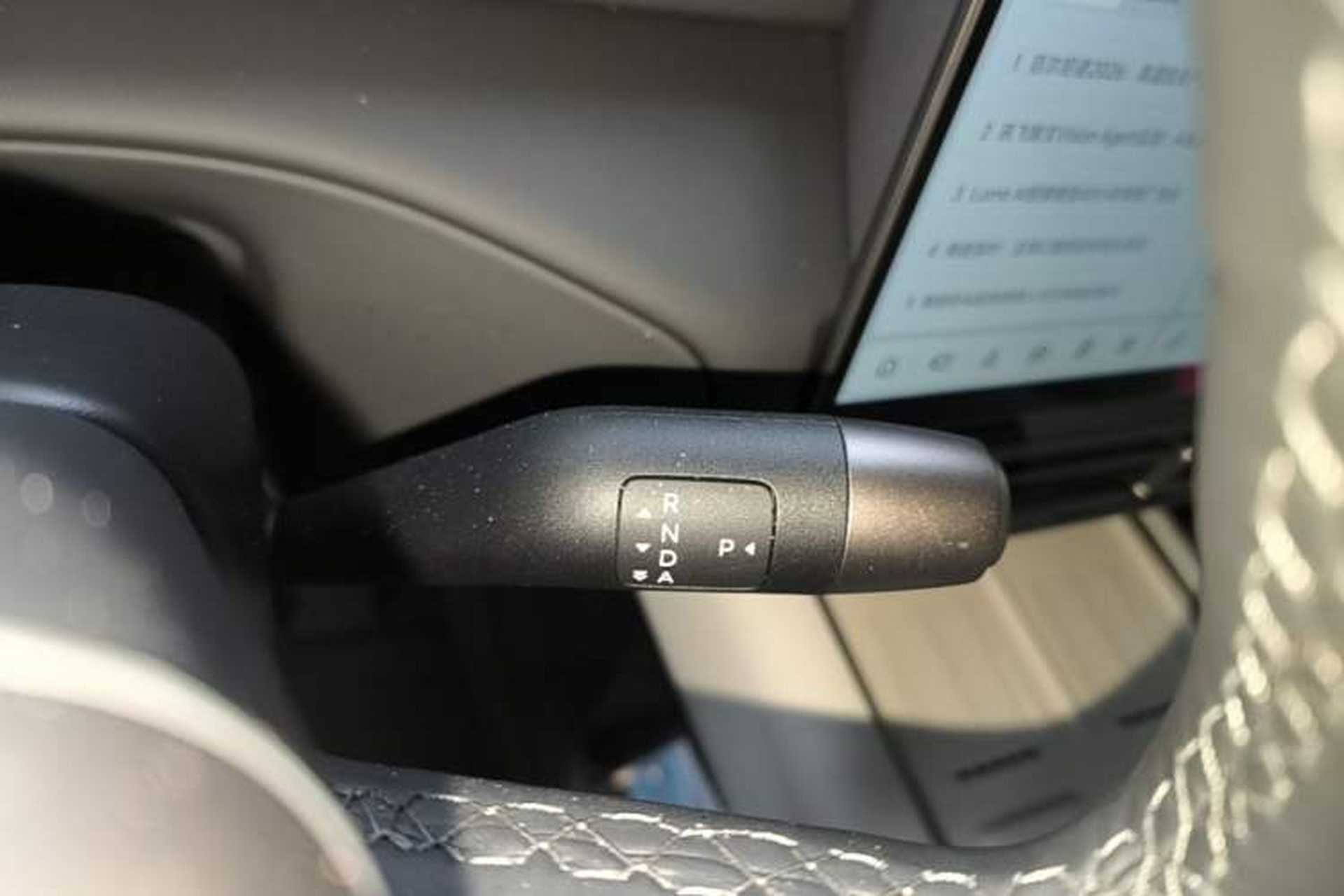 Used Li Auto MEGA 2025 Home Family Special Edition Gear Lever