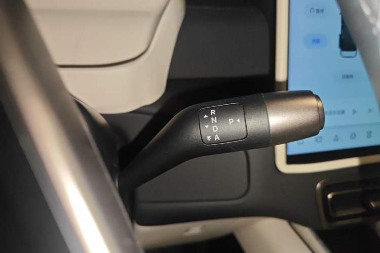 Used Li Auto MEGA 2025 Home Family Special Edition Gear Lever