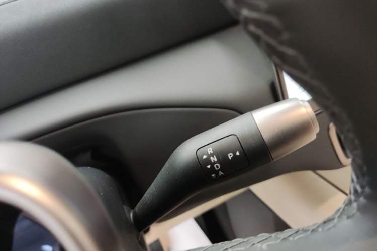 Used Li Auto MEGA 2025 Home Family Special Edition Gear Lever
