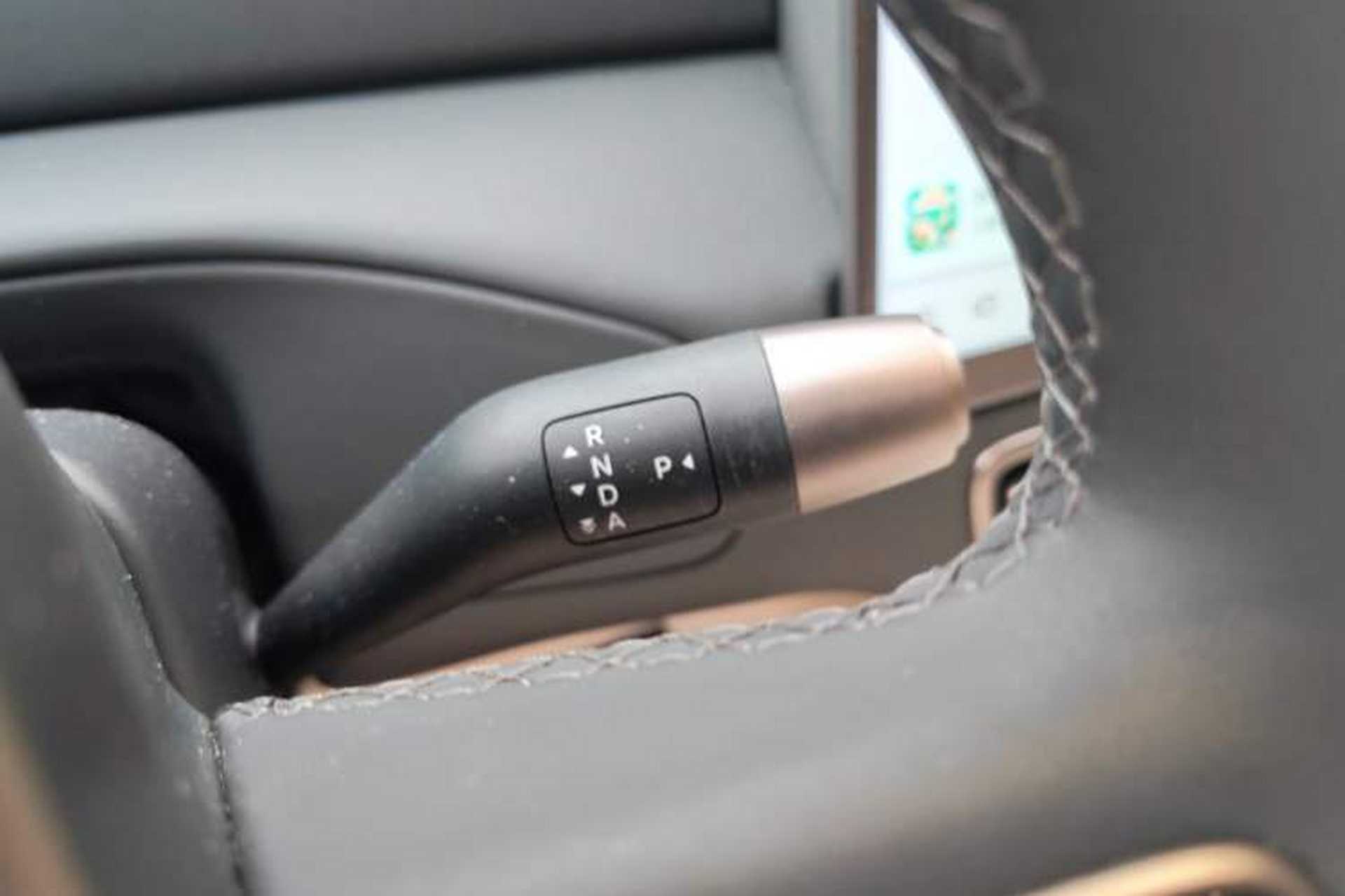 Used Li Auto MEGA 2025 Home Family Special Edition Gear Lever