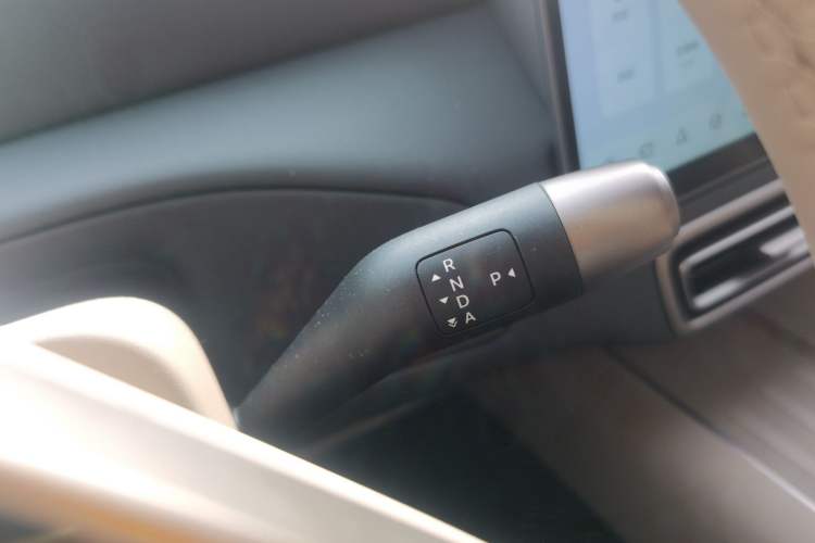 Used Li Auto MEGA 2025 Home Family Special Edition Gear Lever
