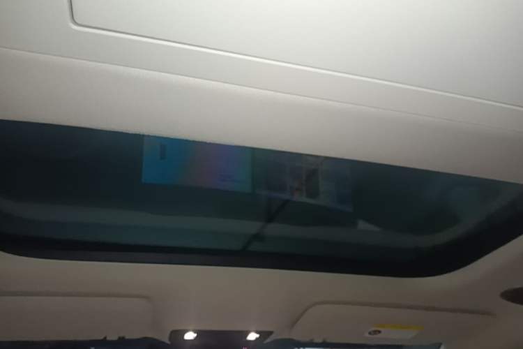 Used Li Auto MEGA 2025 Home Family Special Edition Headliner