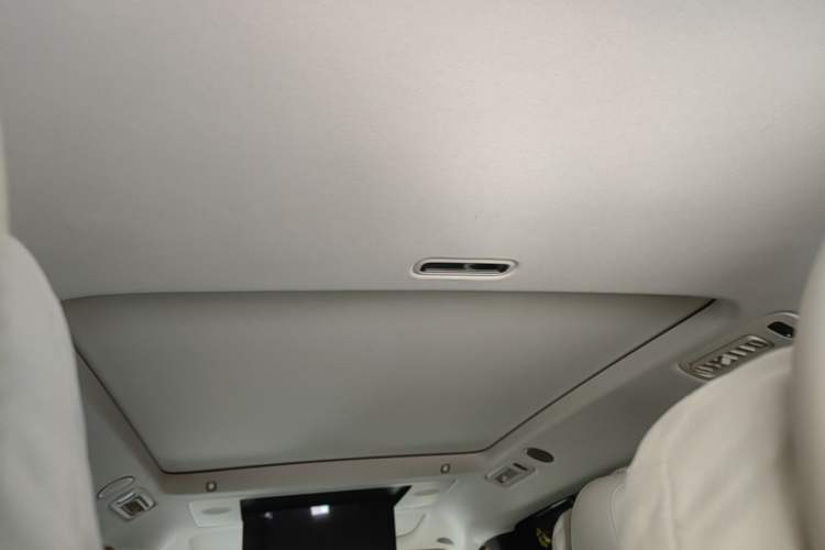 Used Li Auto MEGA 2025 Home Family Special Edition Headliner