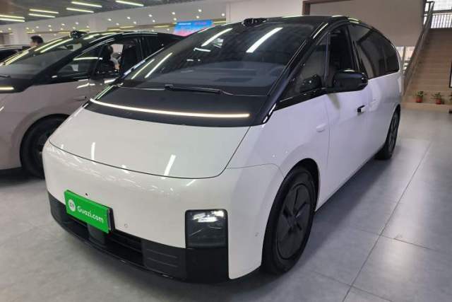 Used Li Auto MEGA 2025 Home Family Special Edition