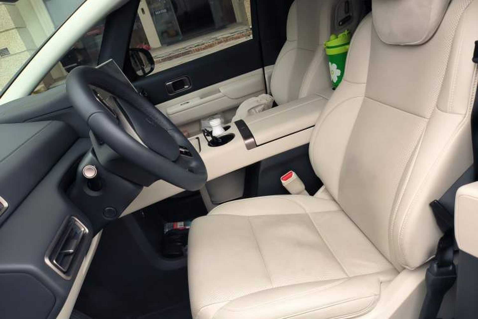 Used Li Auto MEGA 2025 Home Family Special Edition Left Front Seat