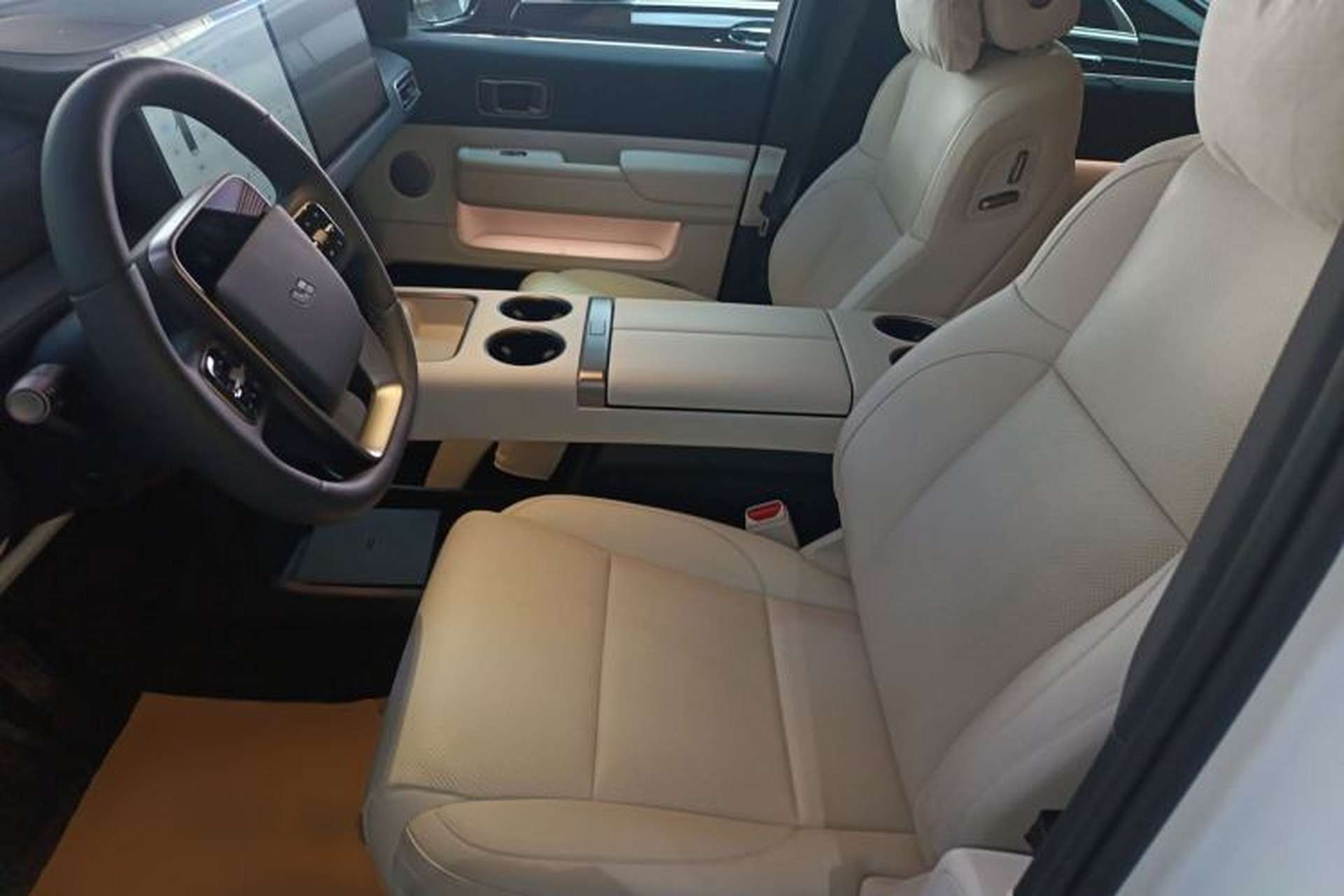 Used Li Auto MEGA 2025 Home Family Special Edition Left Front Seat