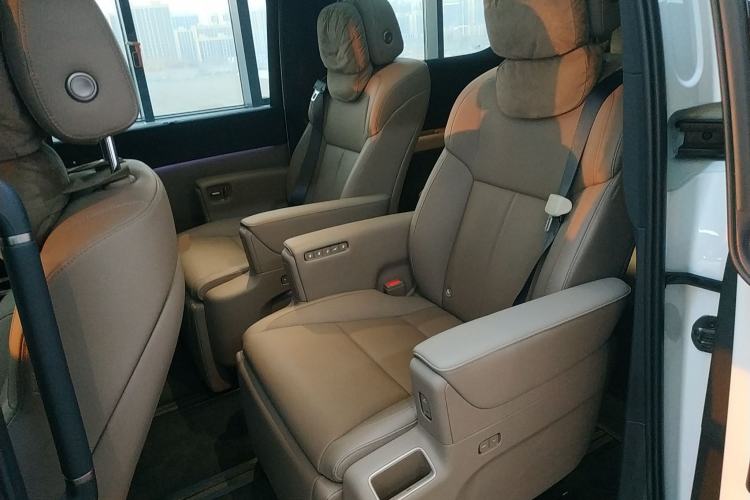 Used Li Auto MEGA 2025 Home Family Special Edition Left Rear Seat