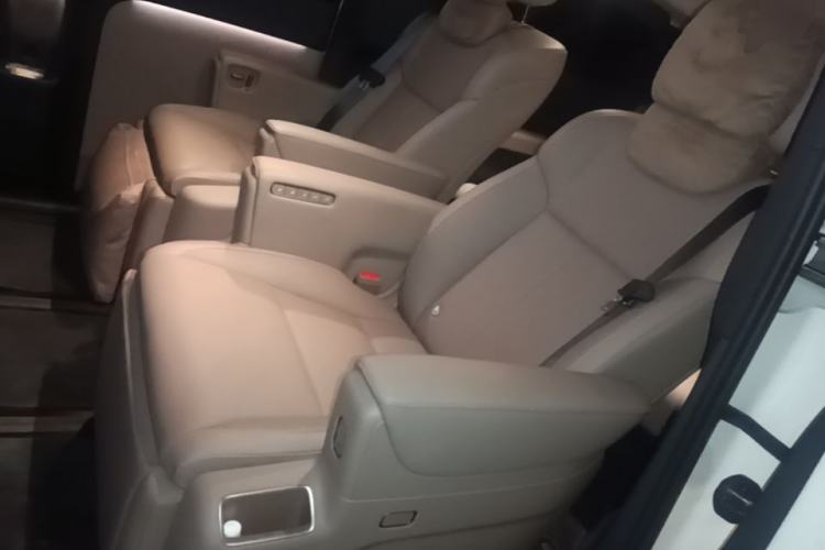 Used Li Auto MEGA 2025 Home Family Special Edition Left Rear Seat