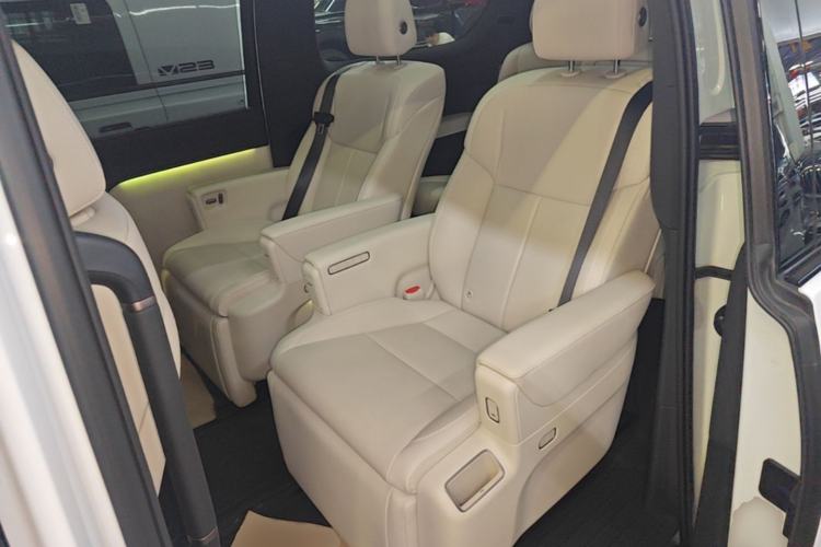 Used Li Auto MEGA 2025 Home Family Special Edition Left Rear Seat