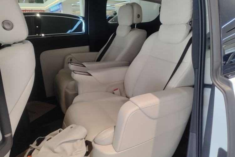 Used Li Auto MEGA 2025 Ultra Smart Refreshed Edition Left Rear Seat