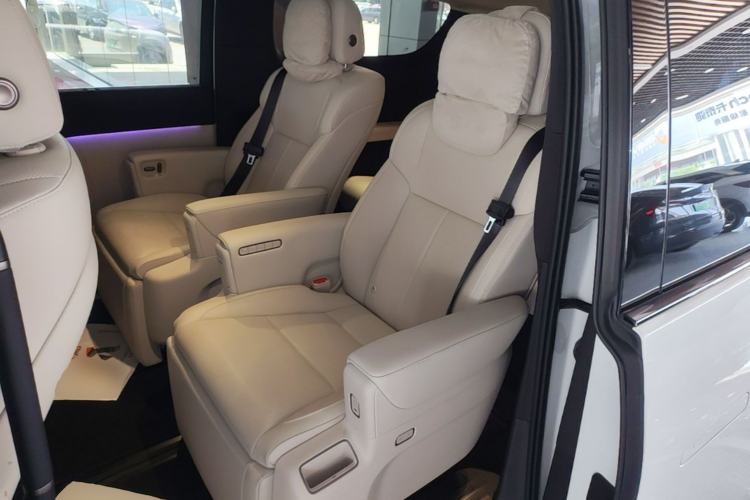 Used Li Auto MEGA 2025 Home Family Special Edition Left Rear Seat