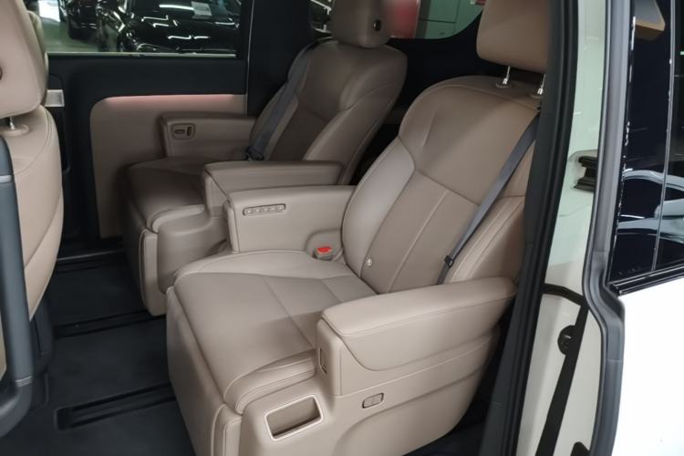 Used Li Auto MEGA 2025 Home Family Special Edition Left Rear Seat