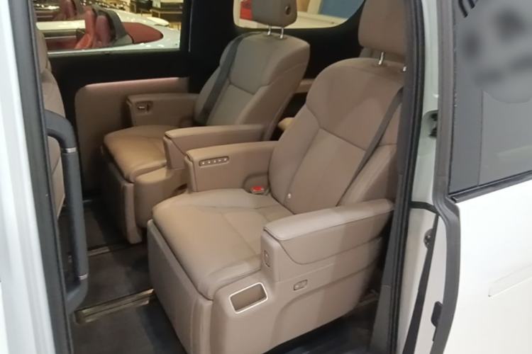 Used Li Auto MEGA 2025 Home Family Special Edition Left Rear Seat