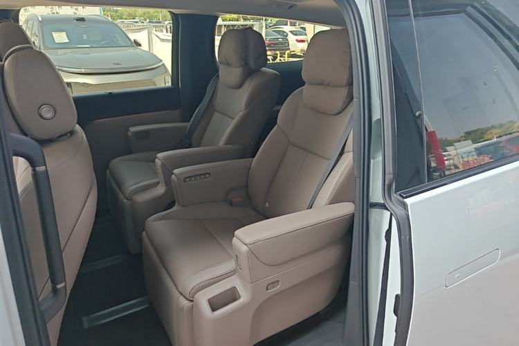 Used Li Auto MEGA 2025 Home Family Special Edition Left Rear Seat