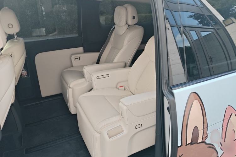 Used Li Auto MEGA 2025 Home Family Special Edition Left Rear Seat