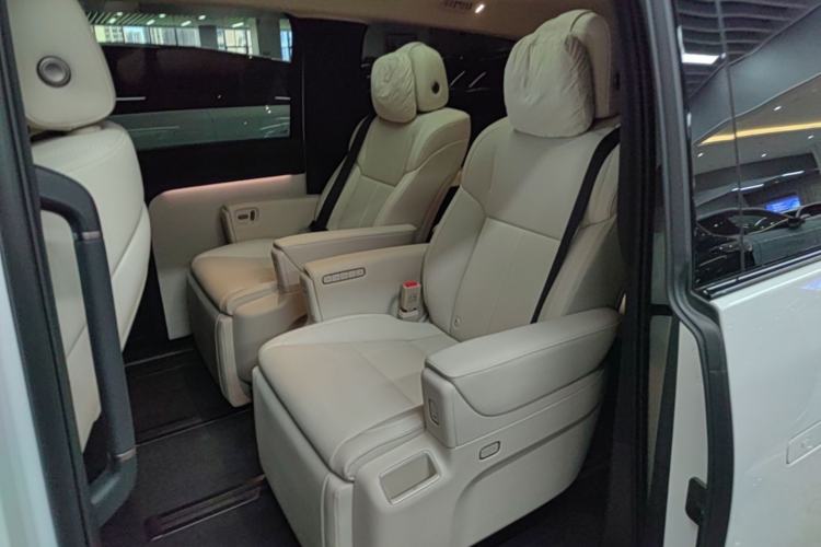 Used Li Auto MEGA 2025 Home Family Special Edition Left Rear Seat