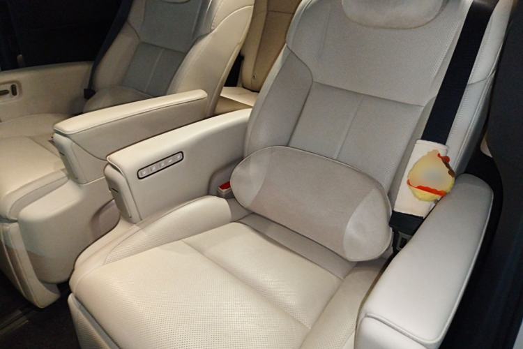 Used Li Auto MEGA 2025 Home Family Special Edition Left Rear Seat