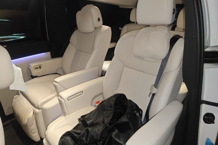 Used Li Auto MEGA 2025 Home Family Special Edition Left Rear Seat