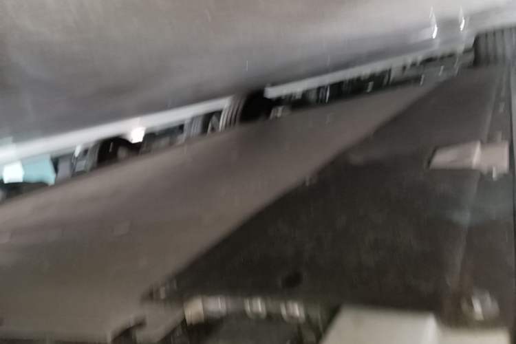 Used Li Auto MEGA 2025 Ultra Smart Refreshed Edition Left Side Sill