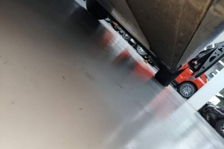 Used Li Auto MEGA 2025 Home Family Special Edition Left Side Sill