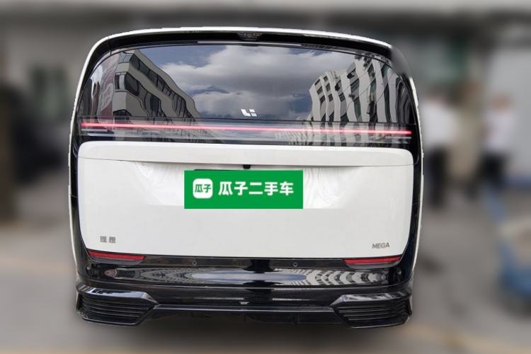 Used Li Auto MEGA 2025 Home Family Special Edition Rear