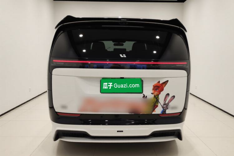 Used Li Auto MEGA 2025 Home Family Special Edition Rear