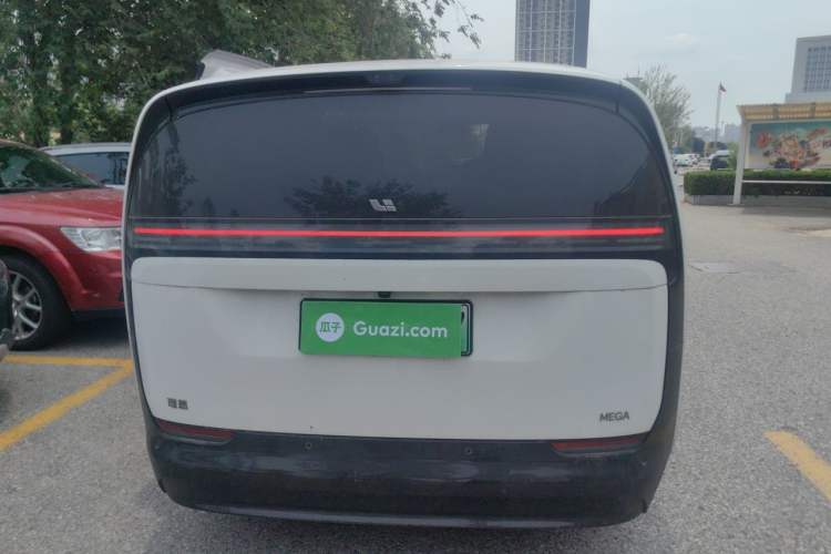 Used Li Auto MEGA 2025 Home Family Special Edition Rear