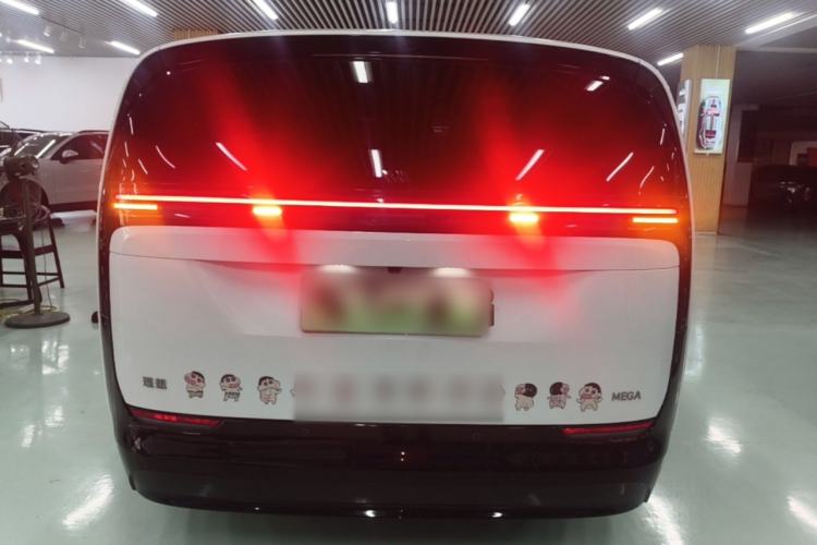 Used Li Auto MEGA 2025 Home Family Special Edition Rear