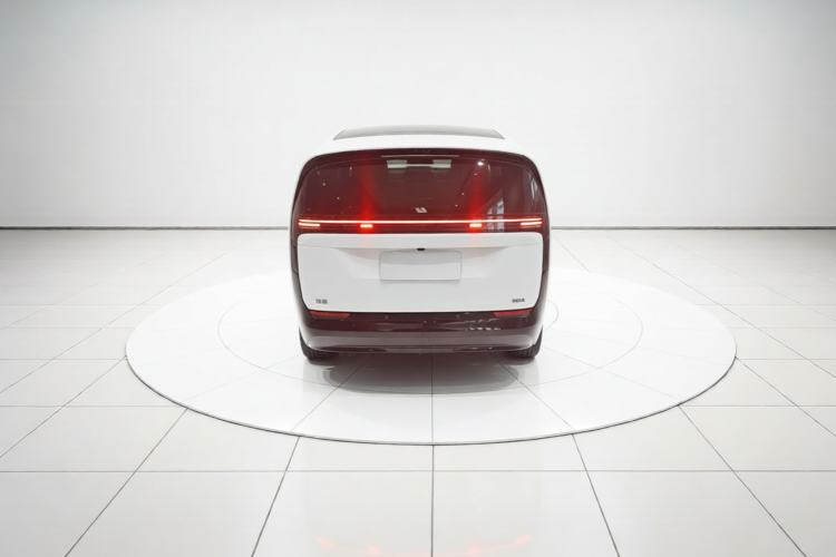 Used Li Auto MEGA 2025 Home Family Special Edition Rear