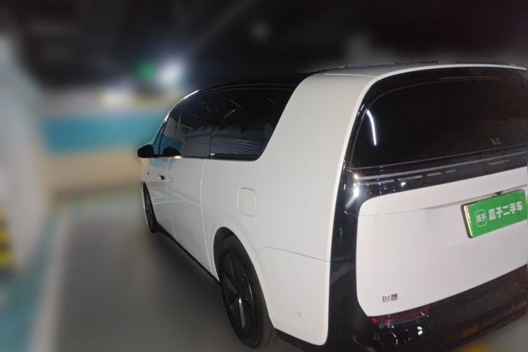 Used Li Auto MEGA 2025 Home Family Special Edition Rear Left 45 Deg