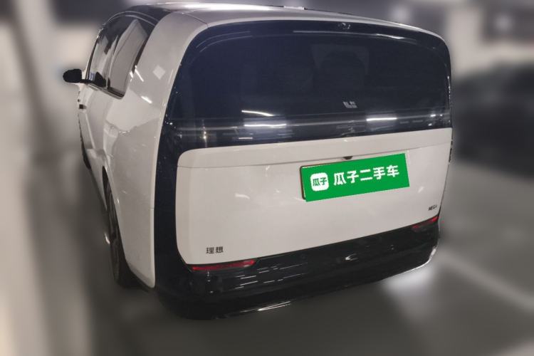 Used Li Auto MEGA 2025 Home Family Special Edition Rear Left 45 Deg