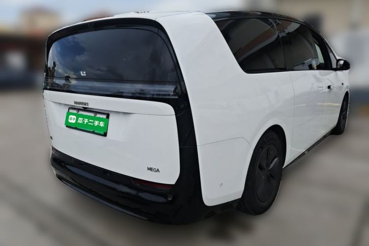 Used Li Auto MEGA 2025 Home Family Special Edition Rear Right 45 Deg