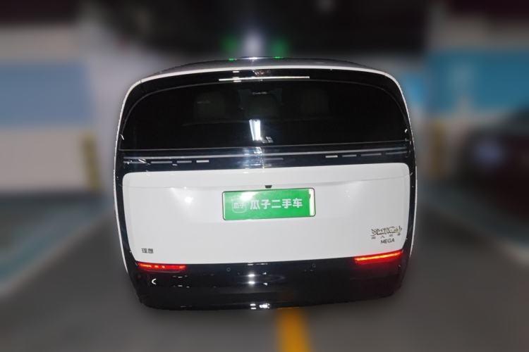 Used Li Auto MEGA 2025 Home Family Special Edition Rear