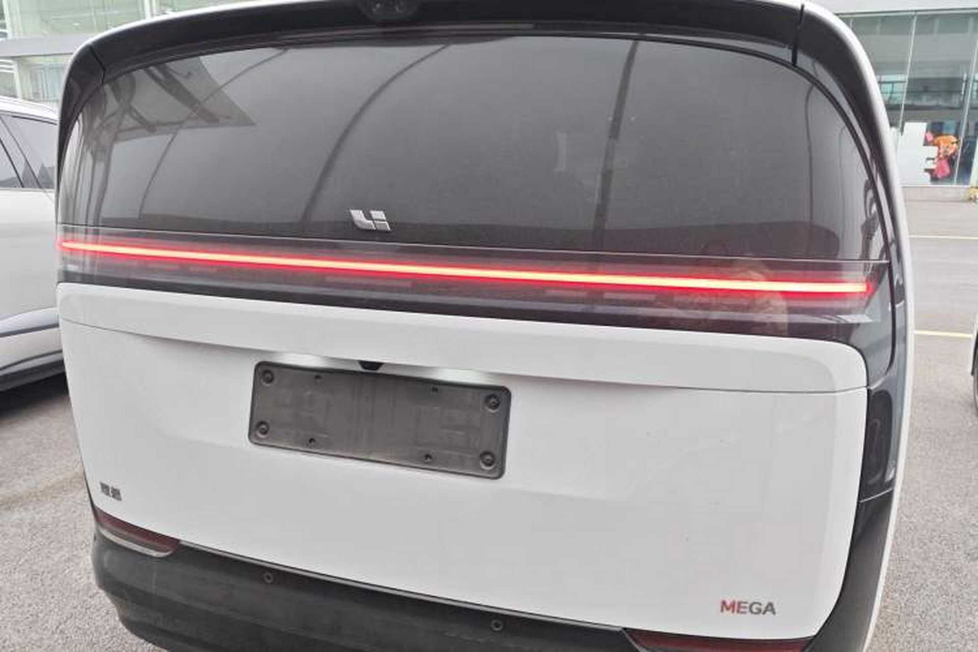 Used Li Auto MEGA 2025 Home Family Special Edition Rear