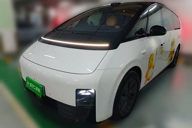 Used Li Auto MEGA 2025 Home Family Special Edition