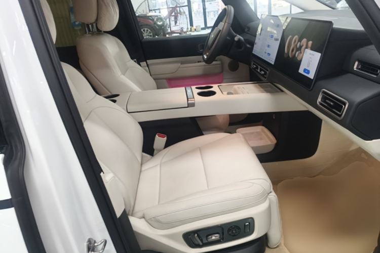 Used Li Auto MEGA 2025 Home Family Special Edition Right Front Seat