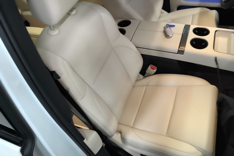 Used Li Auto MEGA 2025 Home Family Special Edition Right Front Seat